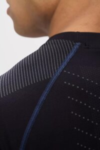 9491 Snickers Nahtloses Basisschicht-In-Motion-Oberteil